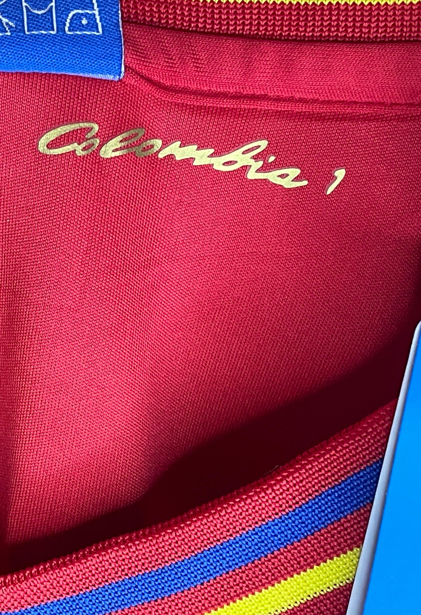 COLOMBIA ROJA 90