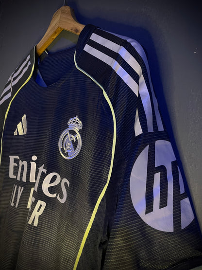 REAL MADRID VISITA 25/26