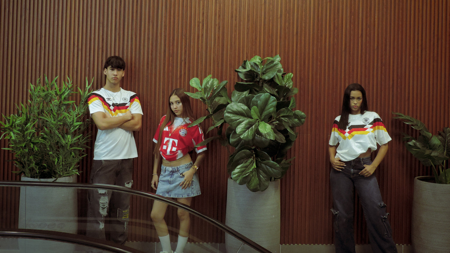 Banner personalizado de LAS MÁS VENDIDAS⭐