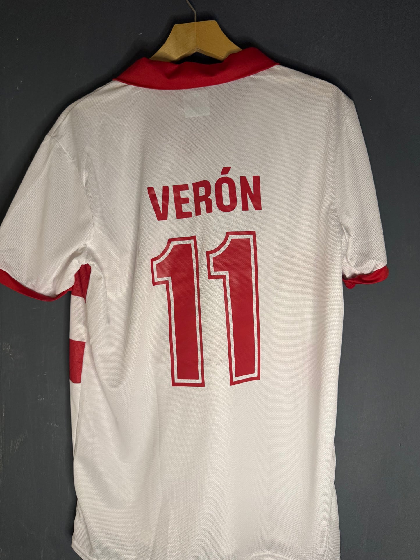 VERÓN 1976