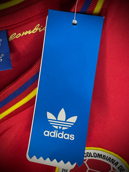 COLOMBIA VISITANTE 1990